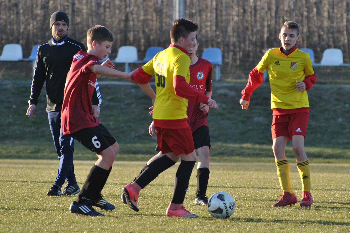 2019.04.01 Białka Biała Rawska 2:0 Orlęta Cielądz